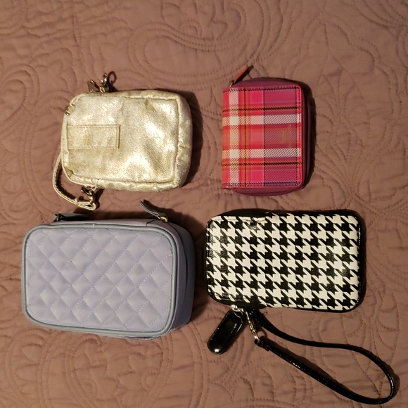 # 4 Grouping - Picture 2 of 12